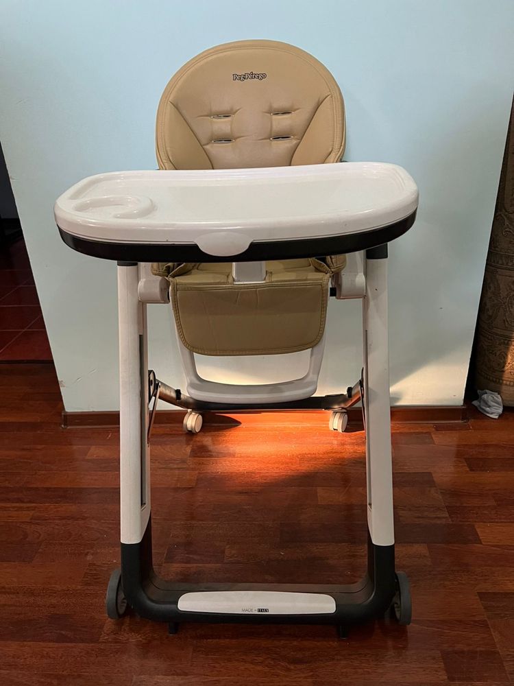 Стульчик для кормления Peg perego