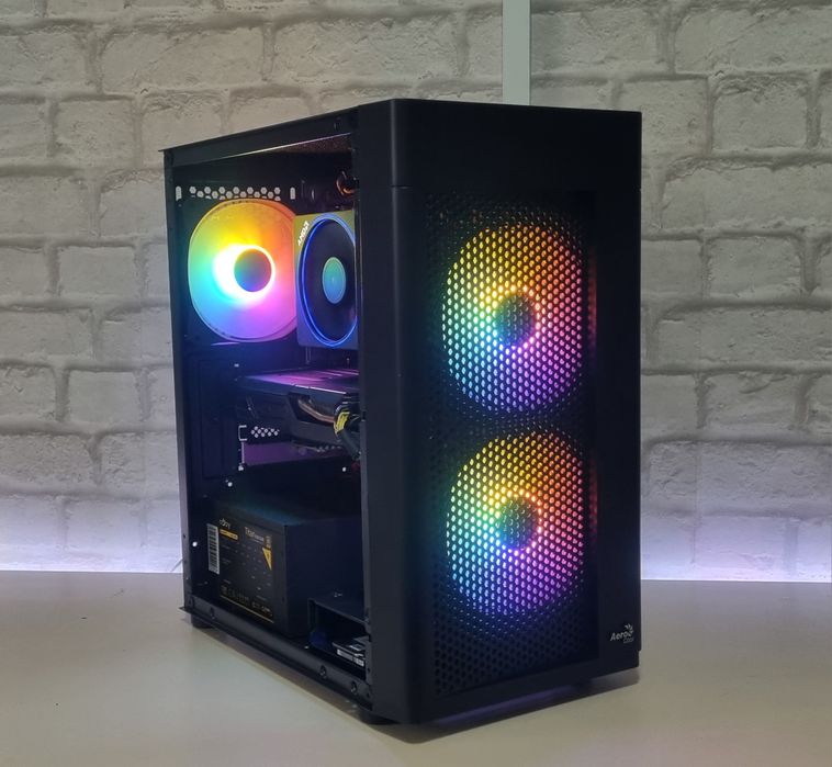 Unitate PC Gaming: Ryzen 5 1600X/16GB RAM/GTX 1050 2GB/SSD 240GB/500GB