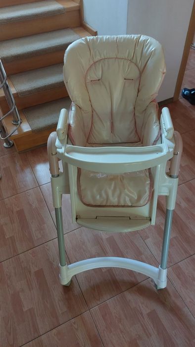Scaun masa bebeluși