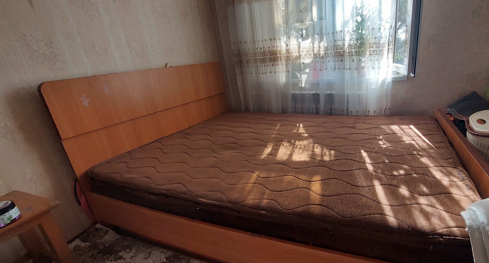 Кровать бесплатно