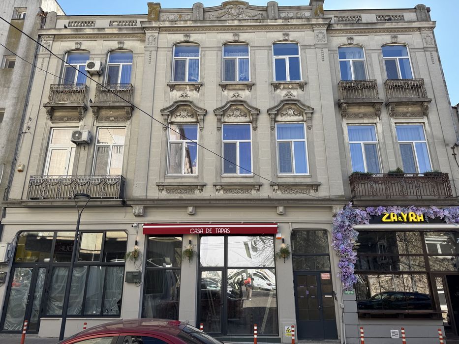 Inchiriez apartament 2 camere decomandate in Constanta Centru