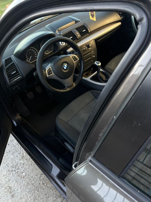 BMW seria 1 E87 1.6 Benzină nu pornește. Trapă,  Manual