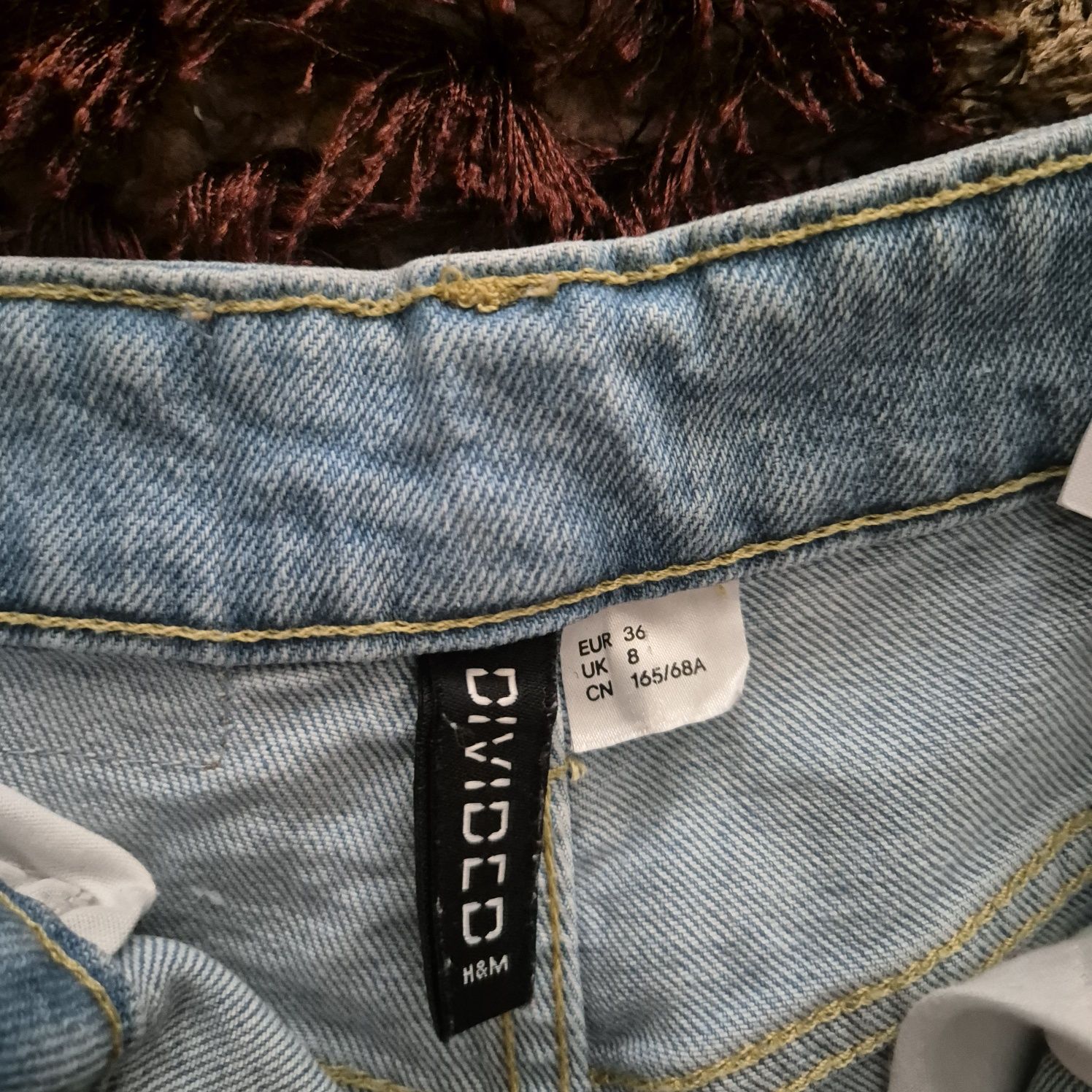 Blugi cu talie inalta  H&M