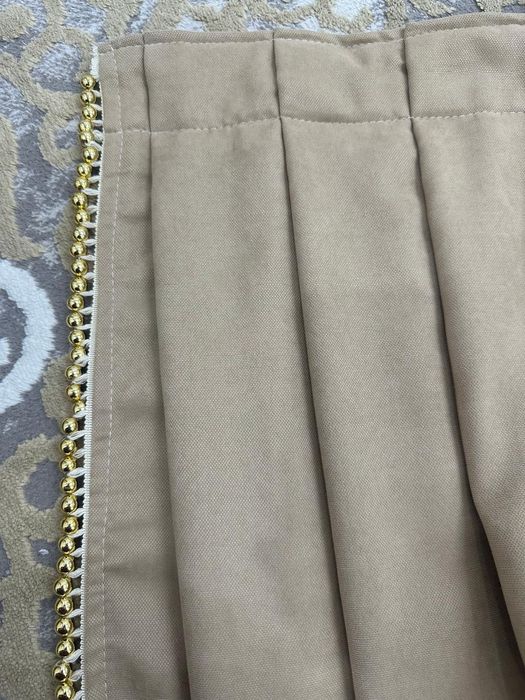 Теневые шторы в отличном состоянии