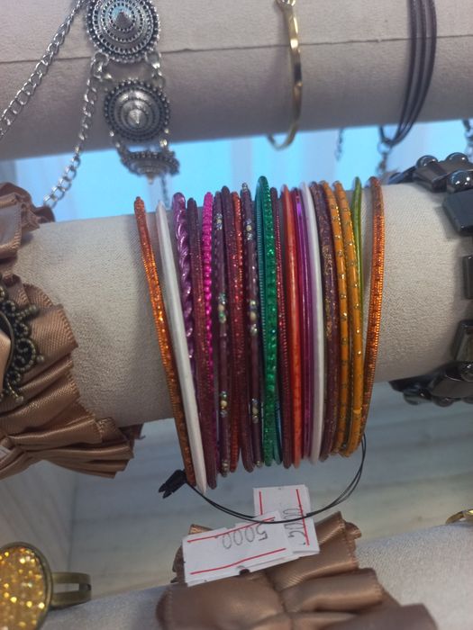 Продам украшения производство Индия