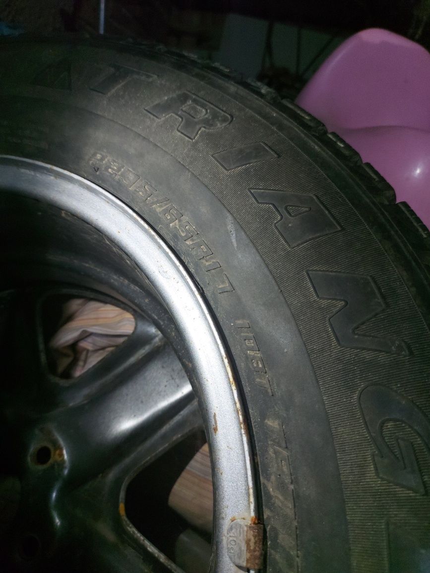 Продам автошины с дисками