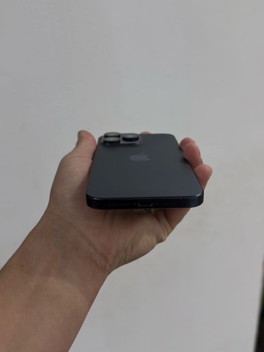 айфон 15 про мах 256гб 87%