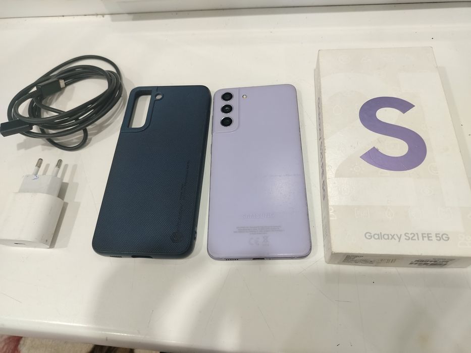 Продам S21 FE в хорошем состочний