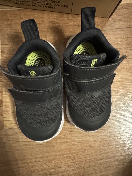 Бебешки маратонки Nike star runner 3