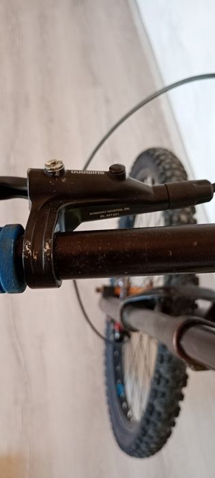 Bicicletă custom Hardtail-DH