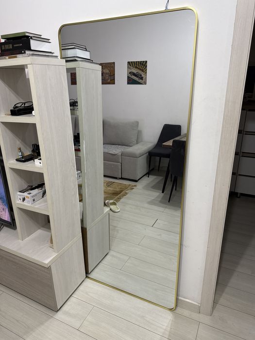 Зеркало 180 см на стеное , так же можете оплптить каспи расрочкой