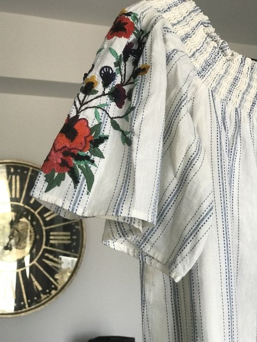 Bluza/Rochita Zara din bumbac cu flori brodate