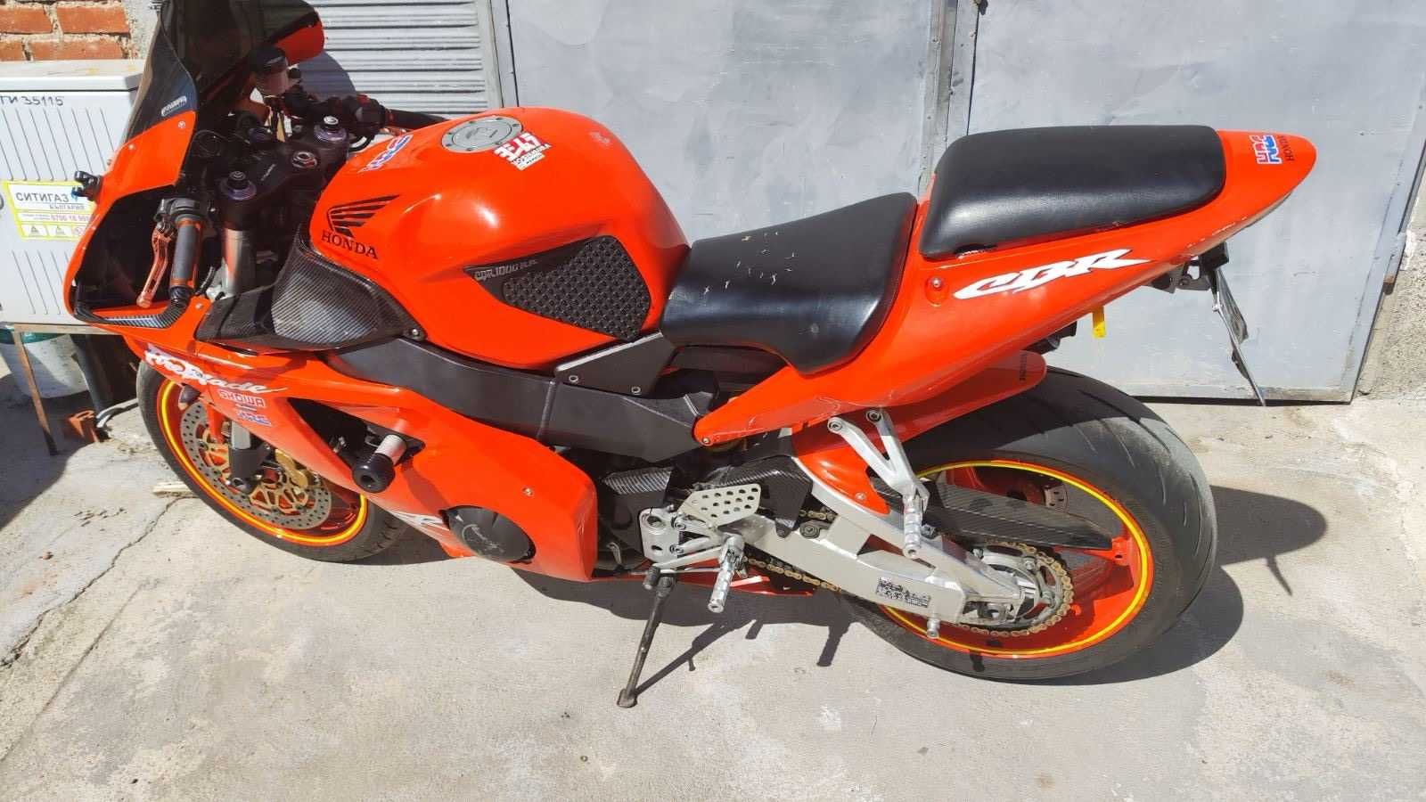 Honda CBR 954 RR Бартер за Ендуро или Чопър