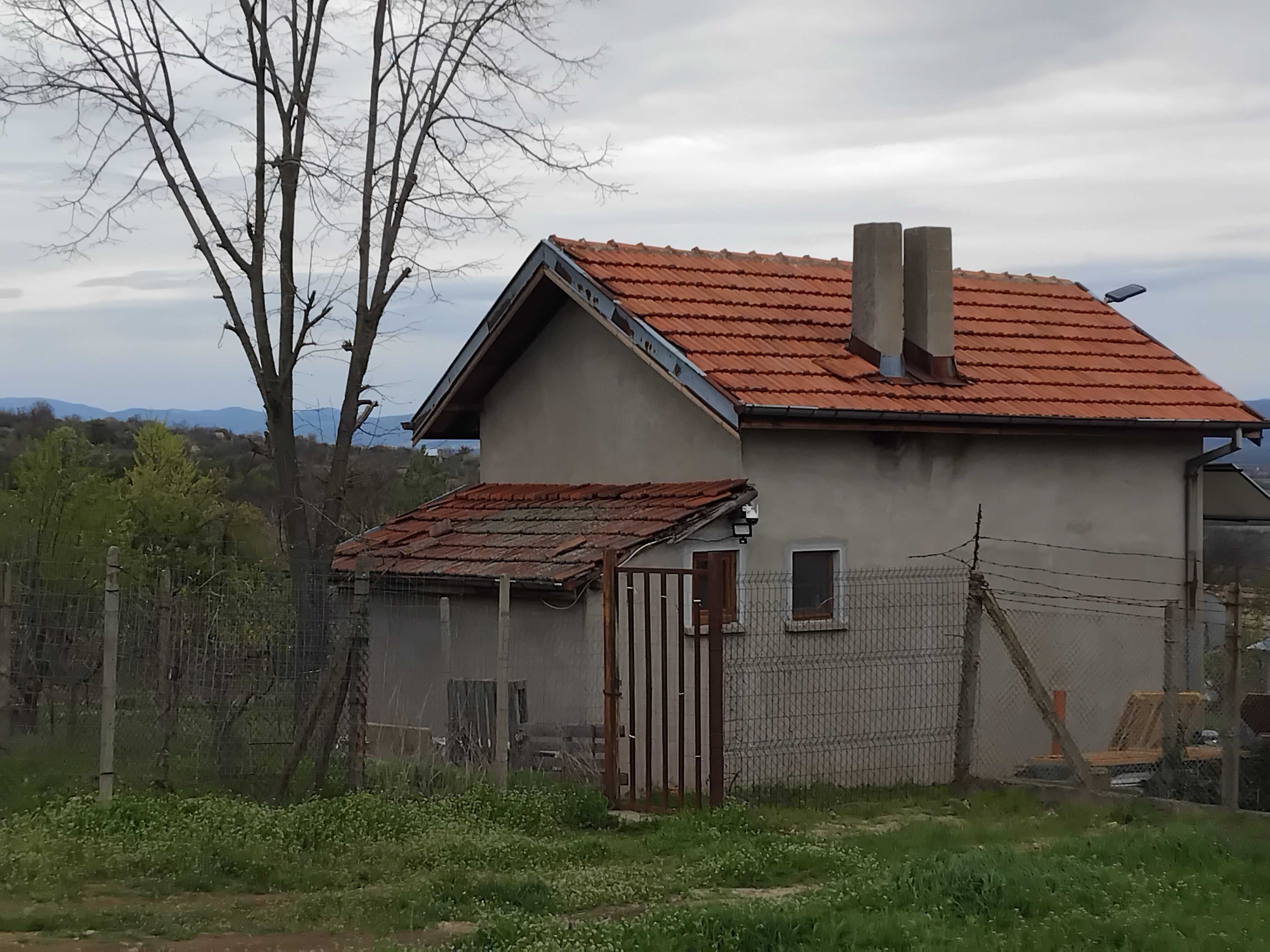 Продава Вила Тухла