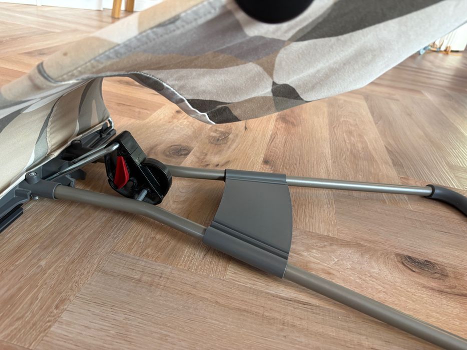 Balansoar BabyBjorn Bliss print Khaki/Green