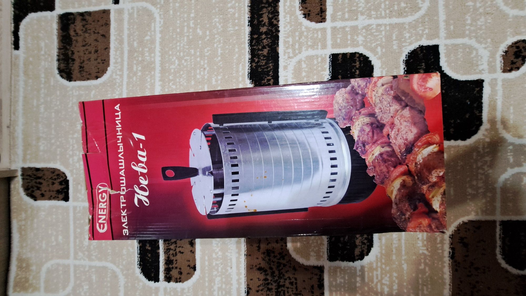 Продам электрошашлычницу