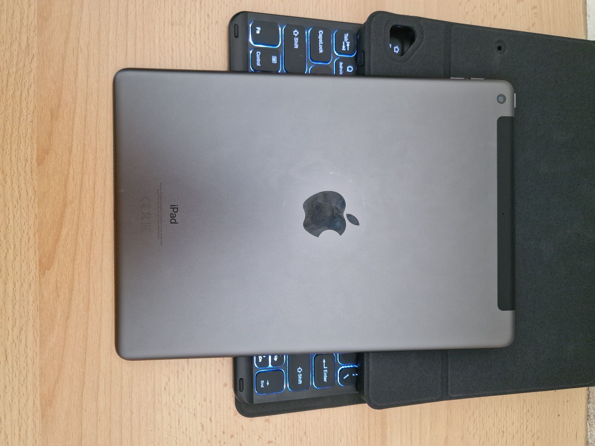 iPad Generatia 9 4g (cu sim) full box