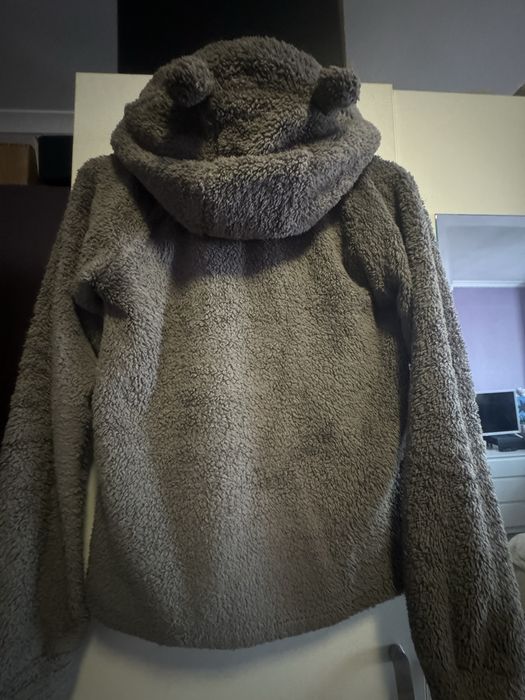 Суичърт с качулка с ушички