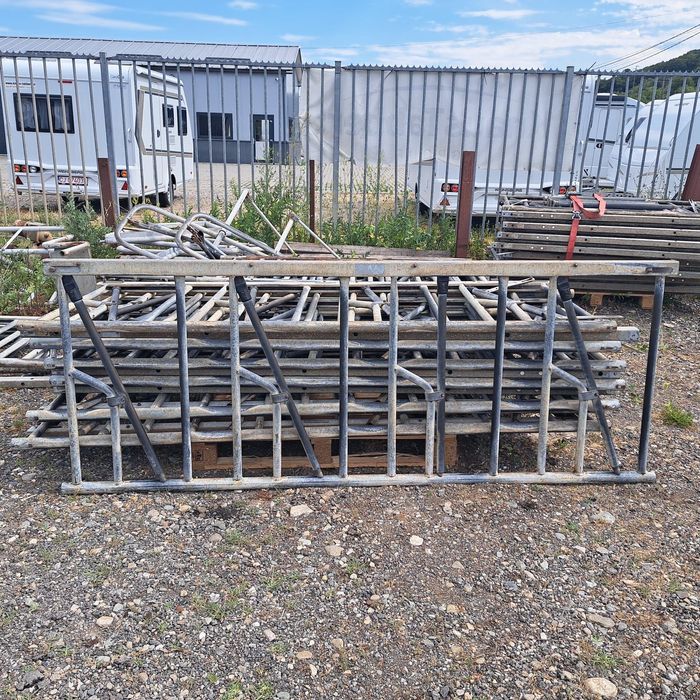 covoare vaci cusete fronturi racleti