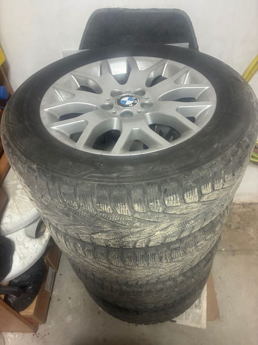 Джанти със зимни гуми Нокиан 18" за BMW X5 E70