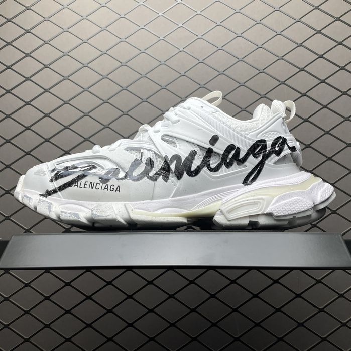 Balenciaga track