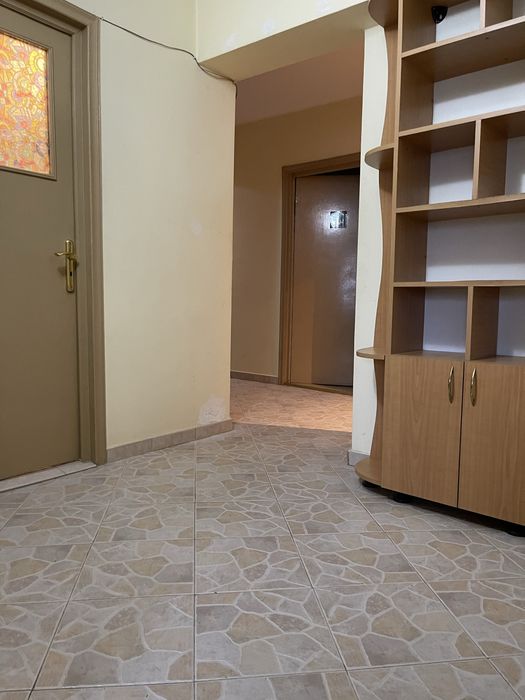 PF inchiriez apartament 4 camere Selgros