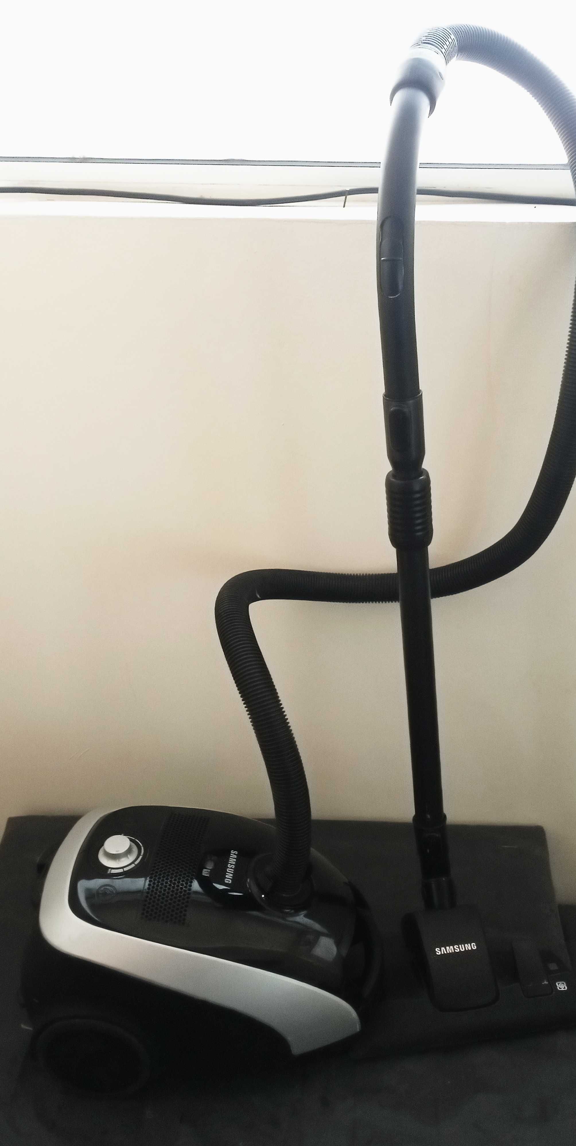 Прахосмукачка Samsung 1500W