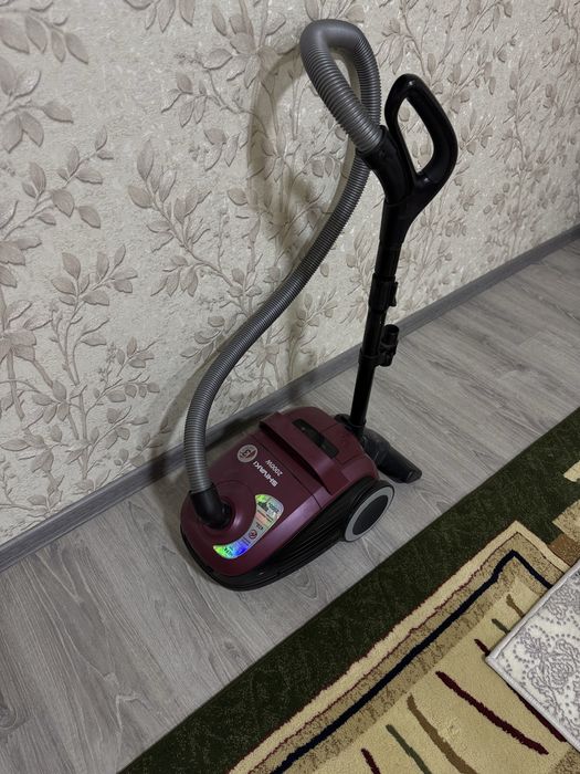 Пылесос Shivaki 2000v