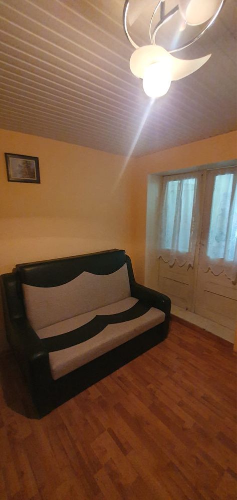 Vand casa in Trusesti