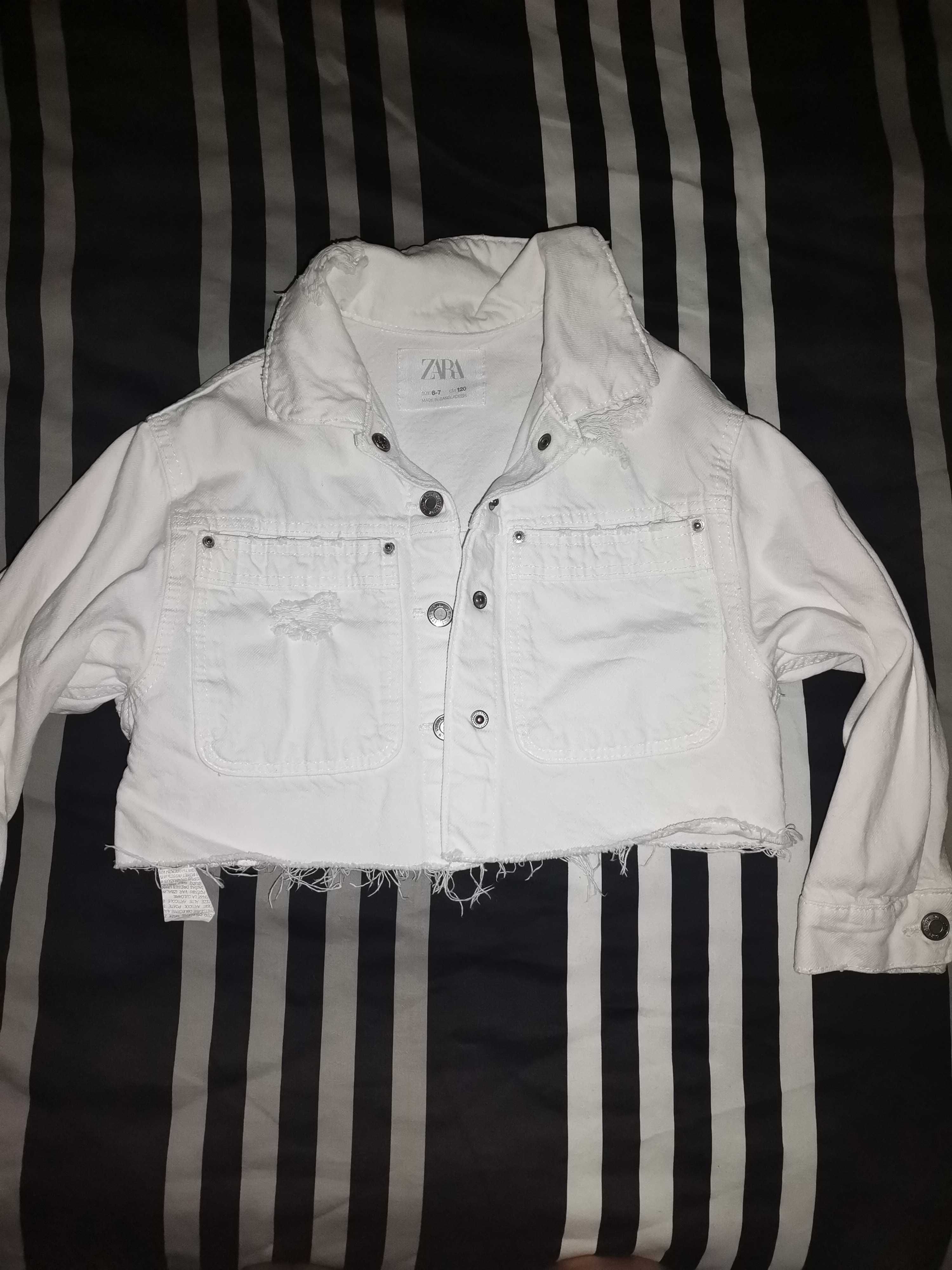 Дънково късо якенце за малка дама на Zara