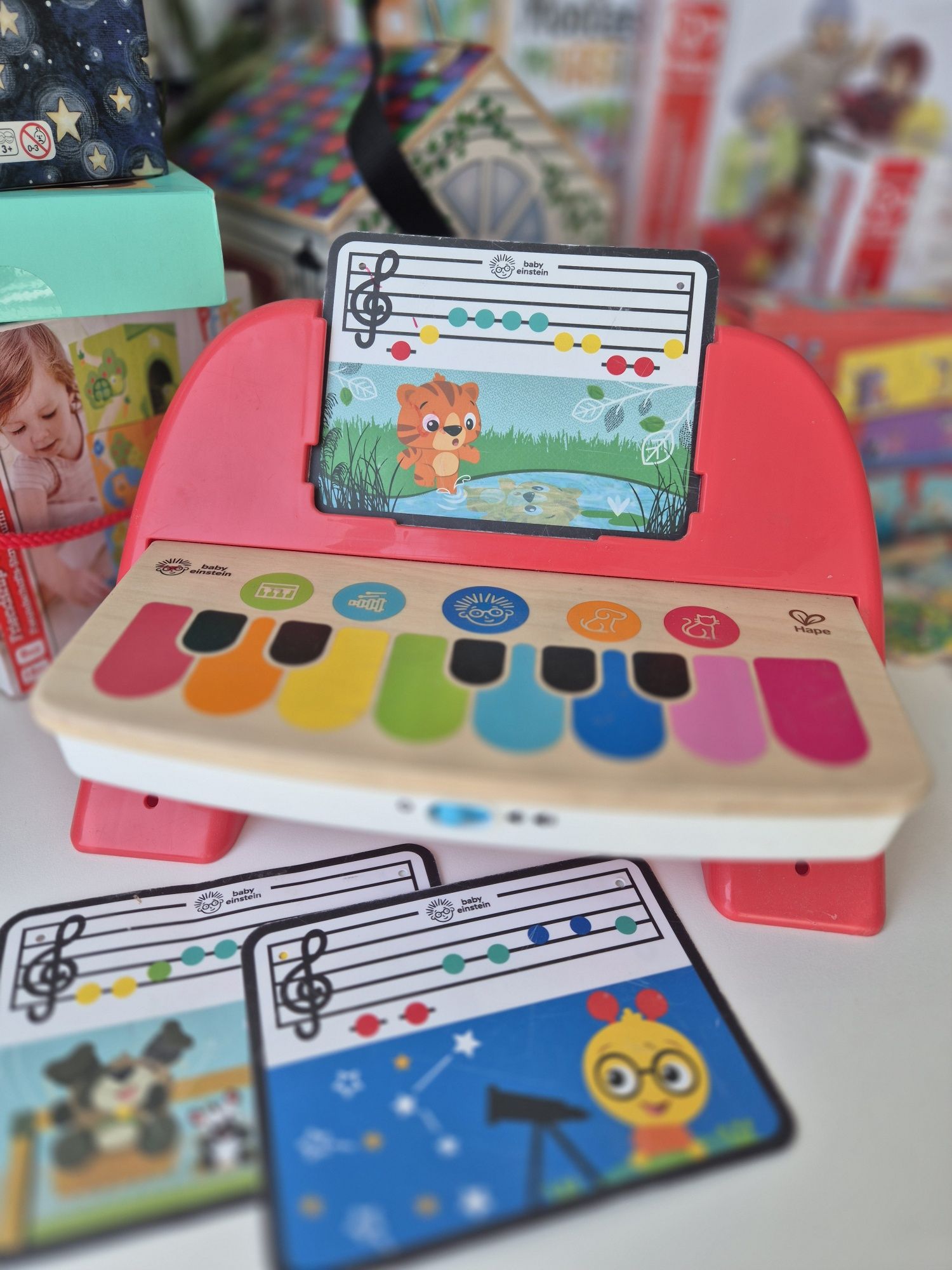 Дървени и образователни играчки Hape, Janod, Melissa&Doug и др.