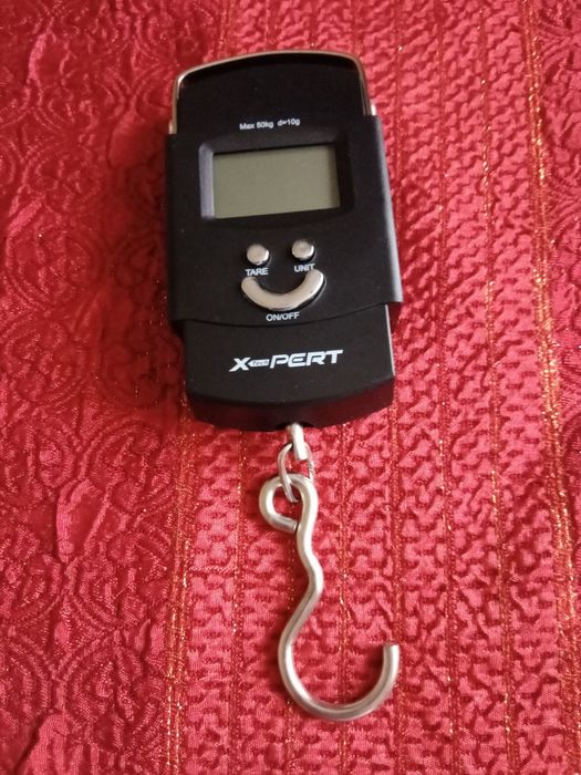 Весы( безмен) ручные, электронные  .