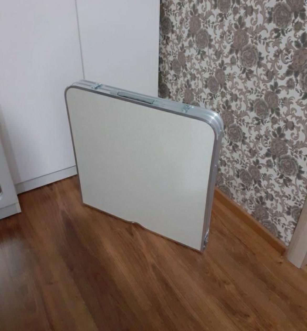 Продам стол для отдыха
