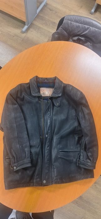 Солидно и много топло мъжко яке от естествена кожа с дебела подплата