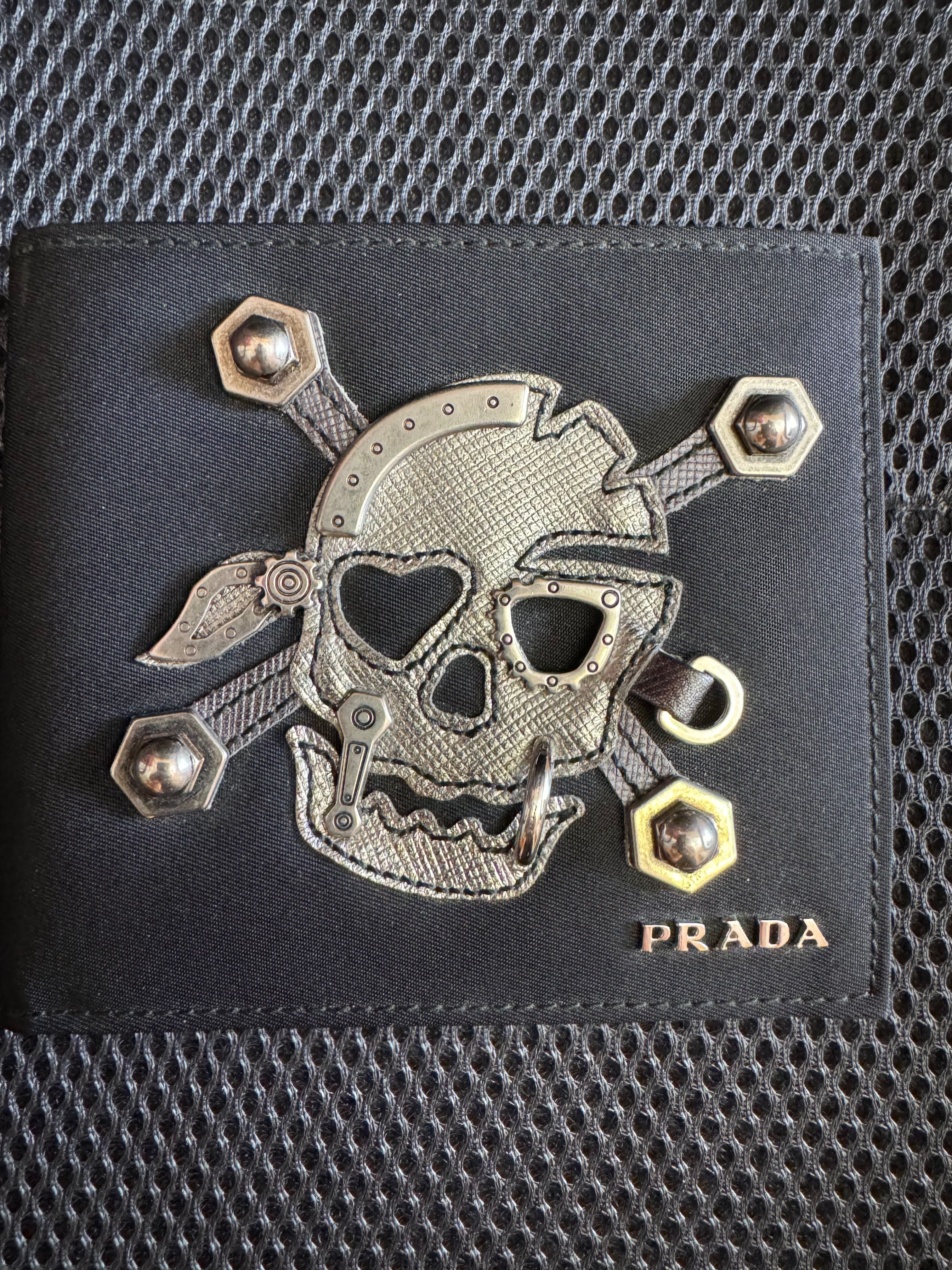Оригинален мъжки портфейл на Prada