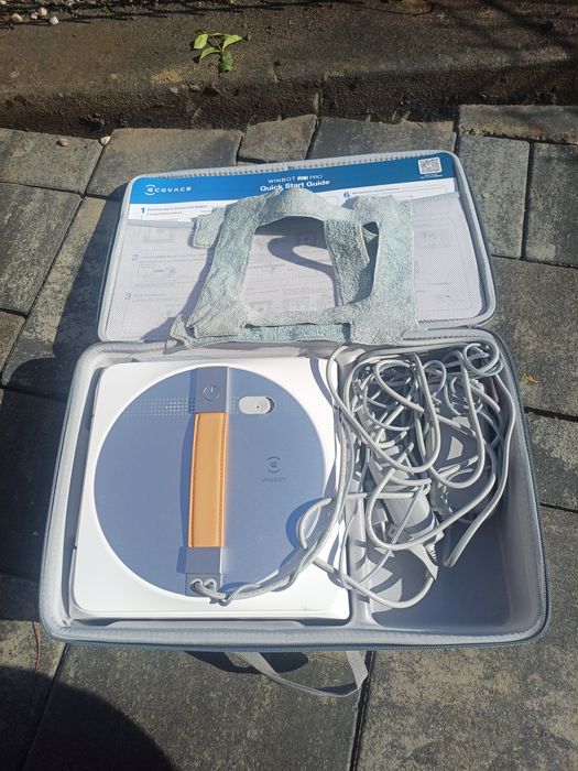 Aspirator de curatat geamuri Ecovac WINBOT W1 PRO