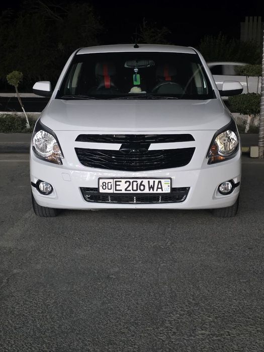 Kobalt avtomashinasi sotiladi