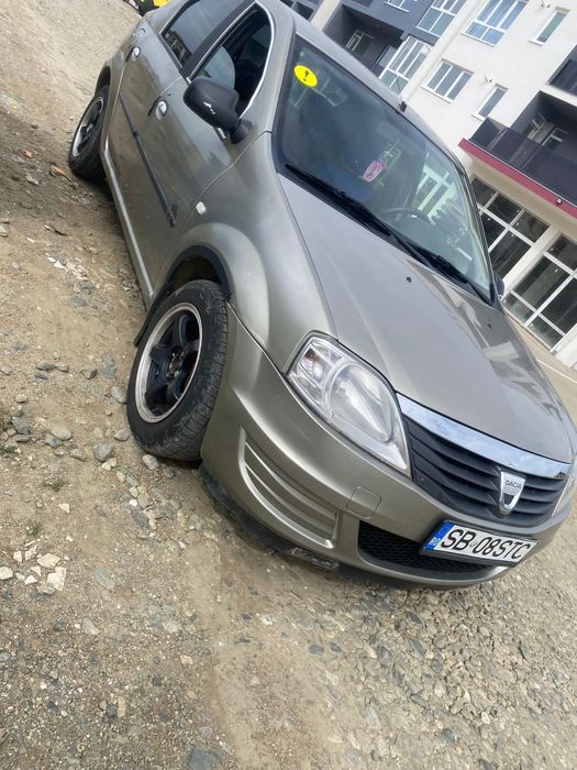 Vând Logan An stare foarte bună de funcționare acte valabile