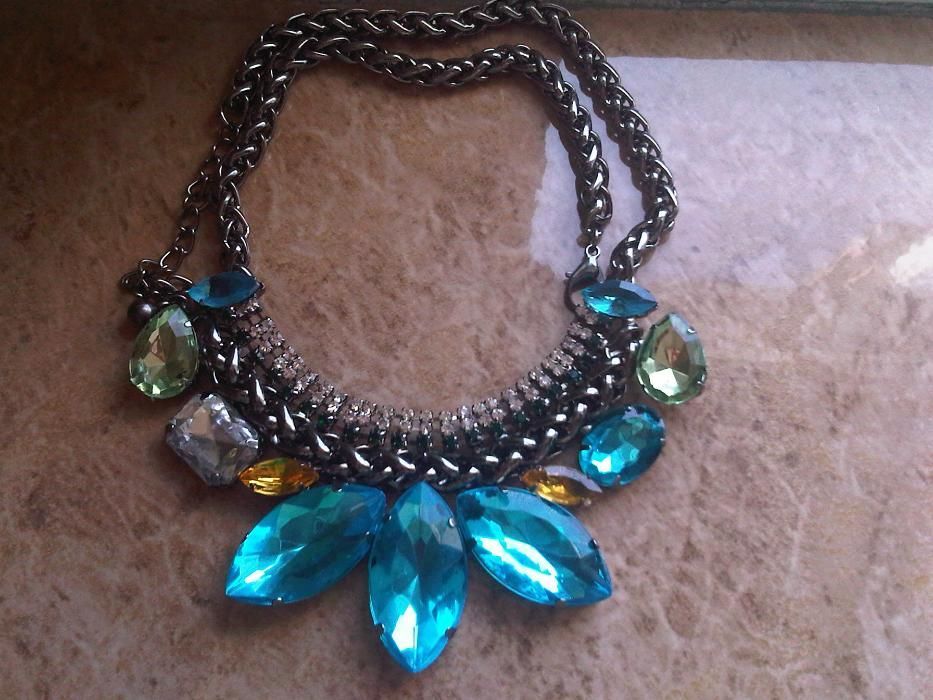 coliere diverse modele