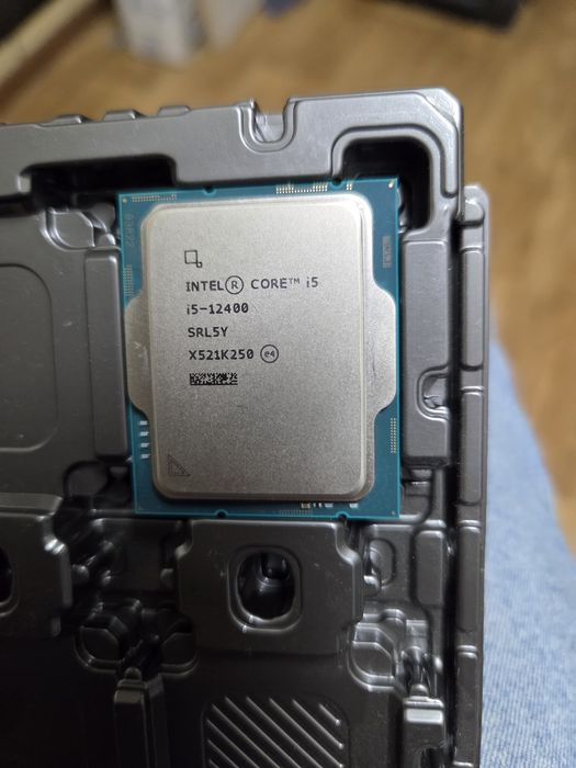 Процессор Core i5-12400 сокет 1700