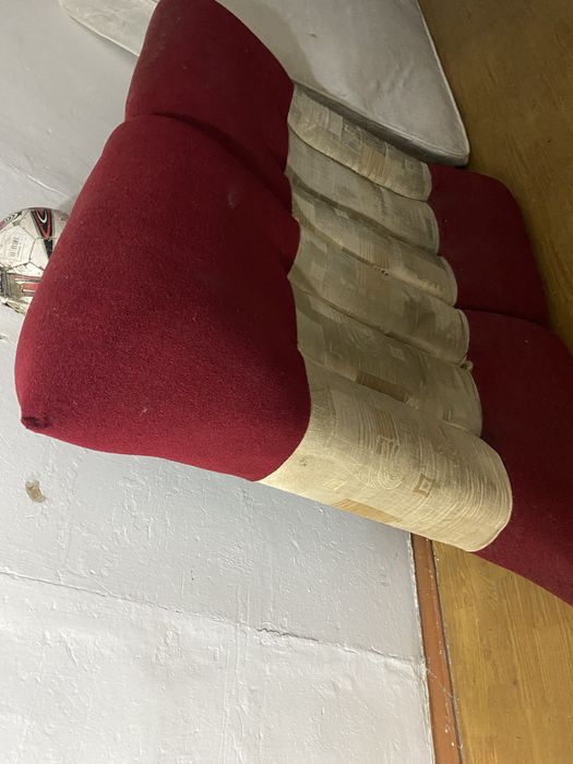 Отдам даром малый диван