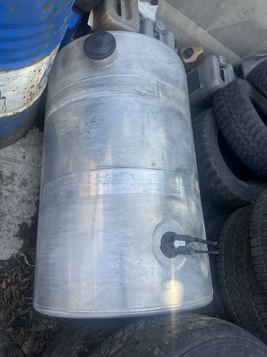 Бак 400 литров алюминиевый