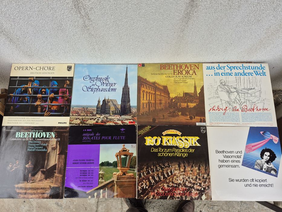 Vând 150LP Discuri Vinil colectie muzica clasica compozitori celebrii