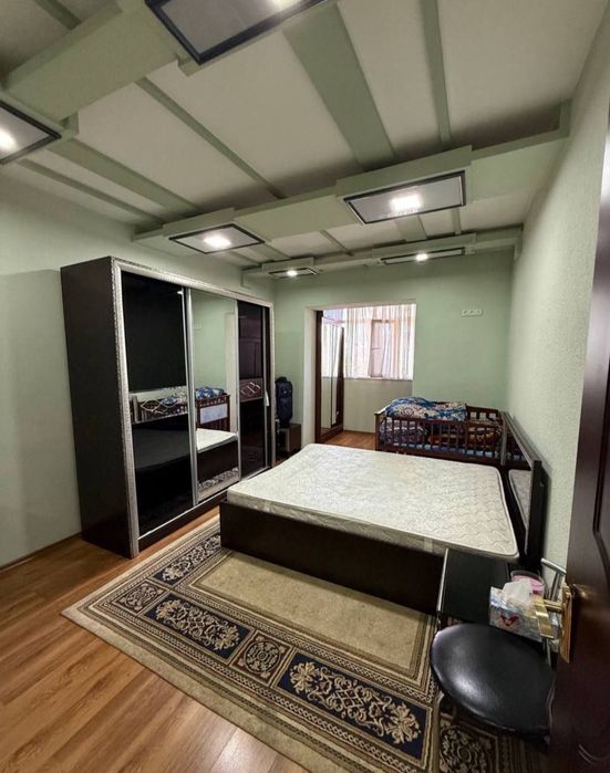 Квартира на Дружба Народов 3/5/5 общ пл 105м Спец план ,Дом с лифтом