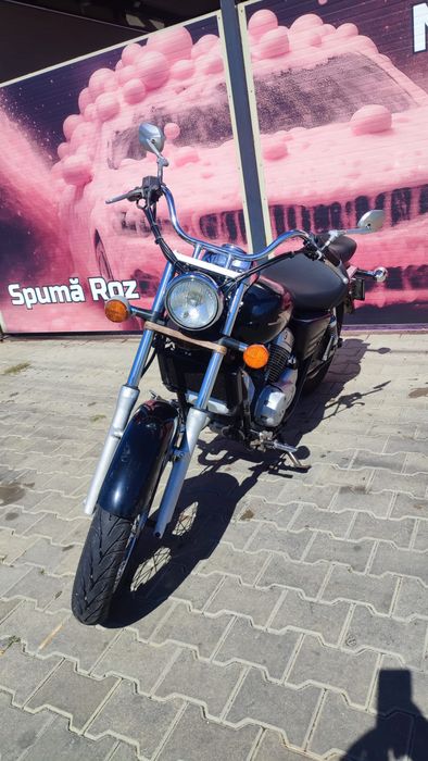 Motocicleta HONDA SHADOW