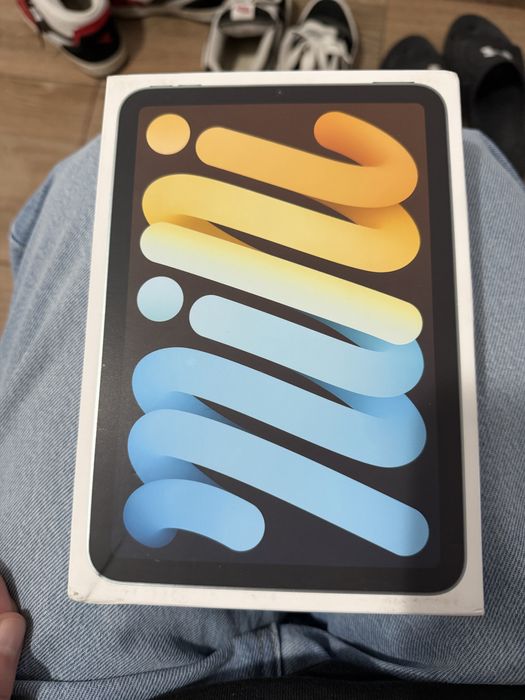 iPad mini 7 wifi+cellular nou