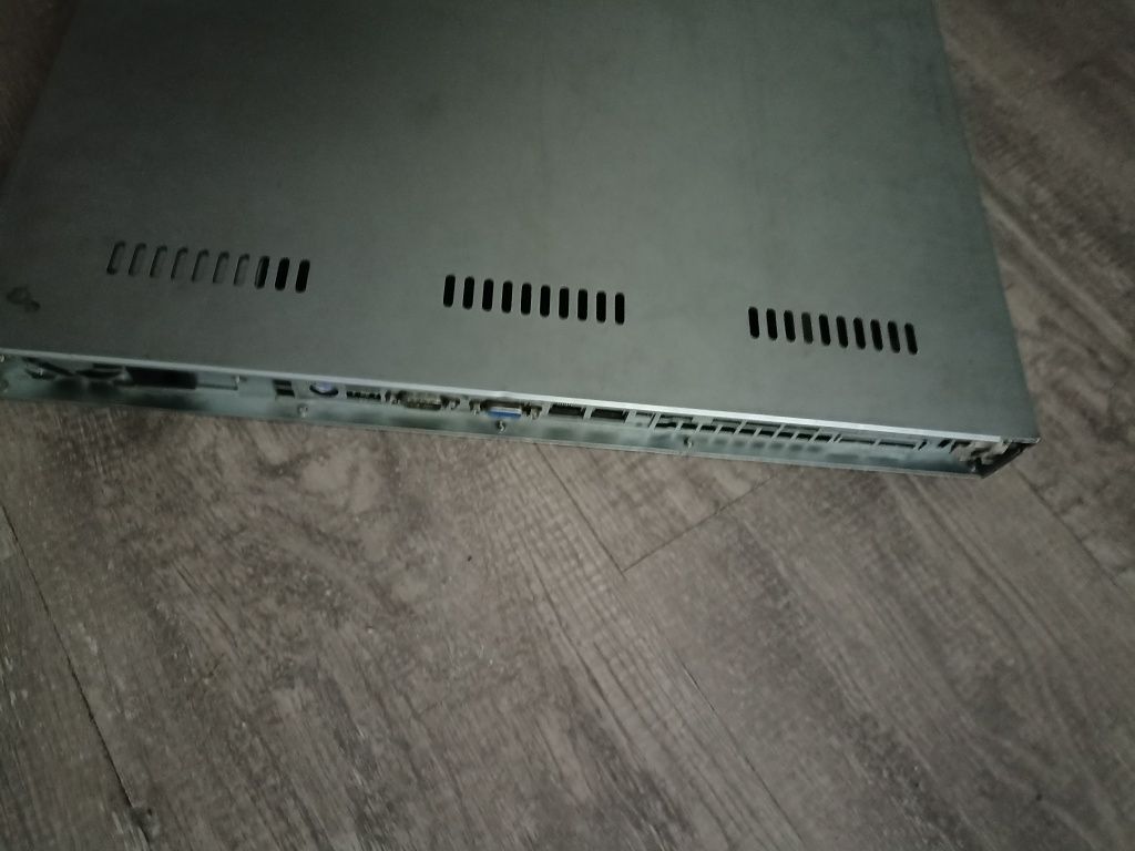 Сервер  Supermicro, 1 unit.  Для 1c