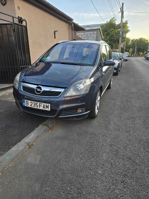 Vand Opel Zafira Sport  1.9 cdti, foarte intretinuta, 150 cp, 3300euro