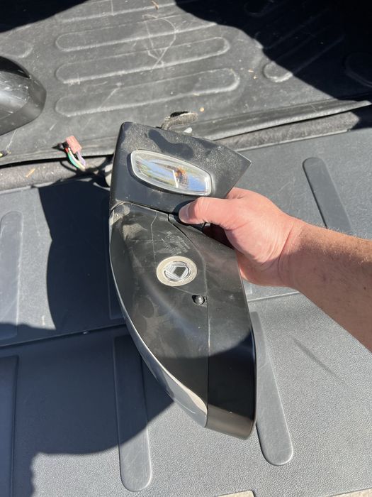 Дясно и ляво огледало за Peugeot 3008, 2009-16