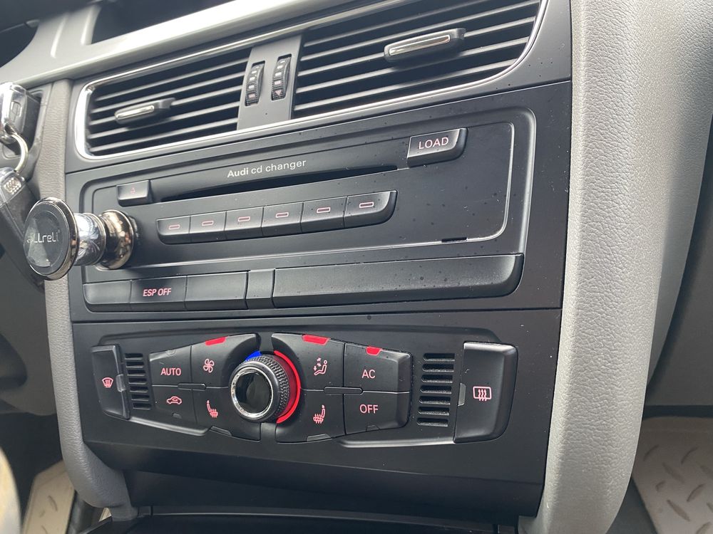 Audi a4 b8 2.0 tdi/2009/xenon led/limuzina